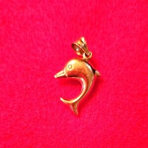14k Gold Dolphin Pendant